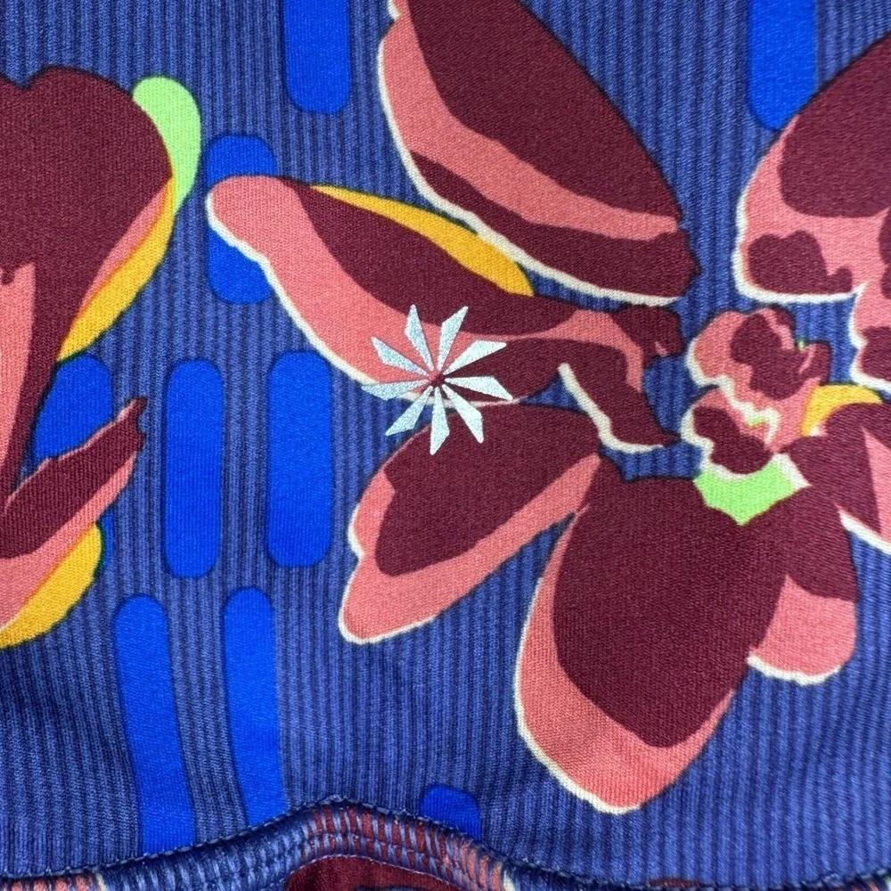 New Athleta Salutation Stash  16.5" Floral‎ Print Skort size XS Blue/Red - Picture 6 of 10